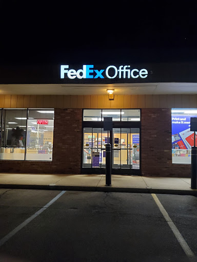 Print Shop «FedEx Office Print & Ship Center», reviews and photos, 530 E Carmel Dr, Carmel, IN 46032, USA
