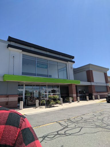 Grocery Store «Super Stop & Shop», reviews and photos, 125 Church St, Pembroke, MA 02359, USA