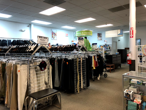 Thrift Store «Goodwill Retail Store & Donation Center», reviews and photos, 22405 Enterprise St, Sterling, VA 20164, USA