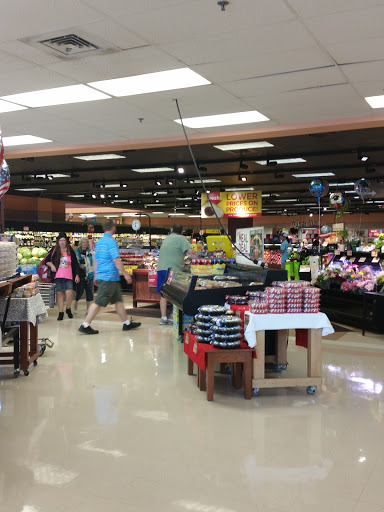 Supermarket «Giant Eagle Supermarket», reviews and photos, 1800 W State St, Alliance, OH 44601, USA