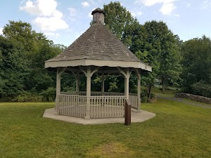 Willow tree park - photo 2