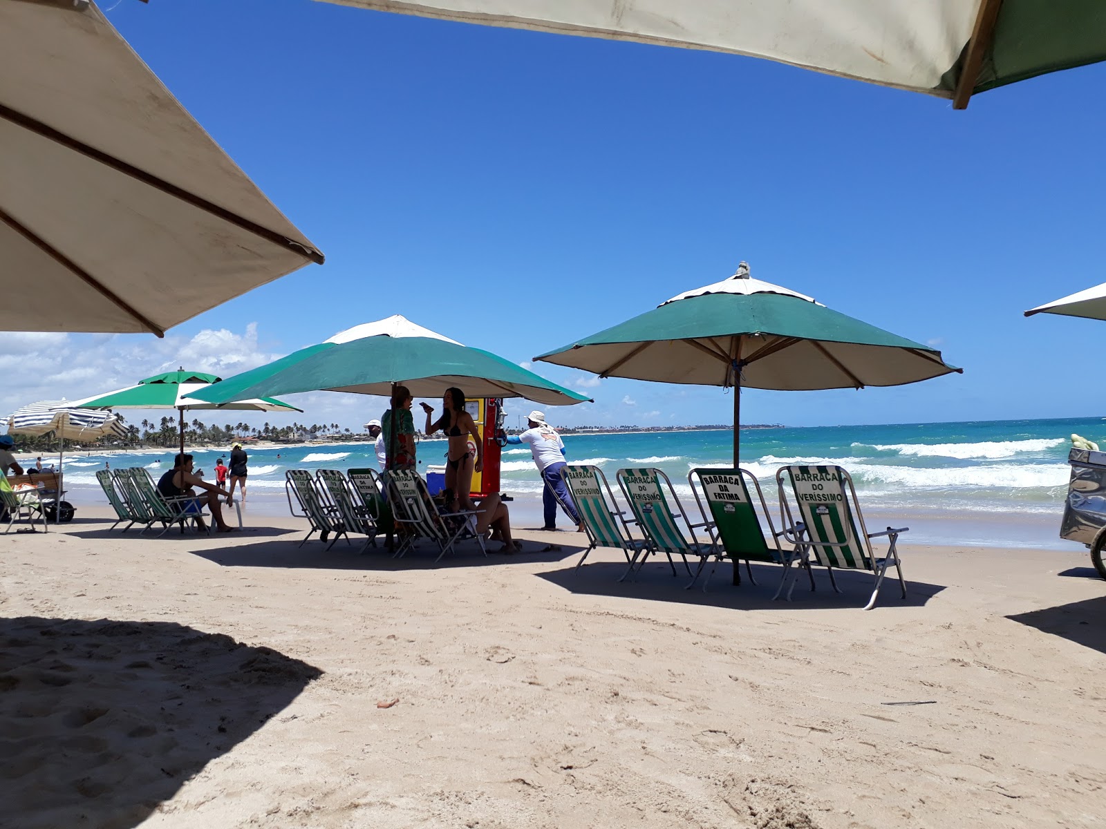 Φωτογραφία του Παραλία Πόρτο ντε Γκαλίνια περιοχή θέρετρου στην παραλία