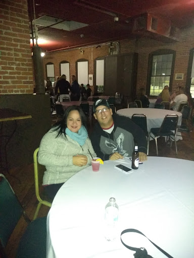 Night Club «The Waterfront Tavern 