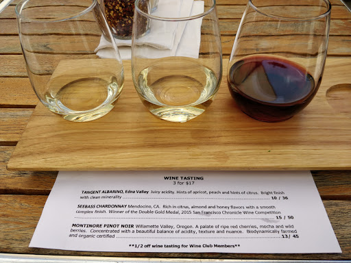 Wine Bar «District Wine», reviews and photos, 144 Linden Ave, Long Beach, CA 90802, USA