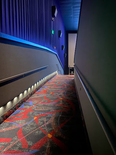 Movie Theater «United Artists Westbury 12 IMAX & RPX», reviews and photos, 7000 Brush Hollow Rd, Westbury, NY 11590, USA