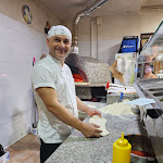 Photo n°9 de l'avis de Olivér.a fait le 09/09/2023 à 07:52 sur le  Pizzeria Olimpia e Vincenzo Perna à Torre del Greco