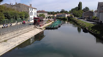 Coulon du Restaurant français Restaurant La Passerelle | Spécialités d'anguilles et galettes à Coulon - n°19