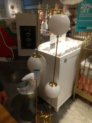 Furniture Store «Crate and Barrel», reviews and photos, 2801 W Big Beaver Rd, Troy, MI 48084, USA