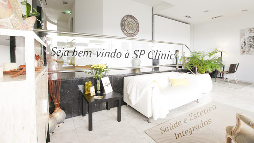 Clinics adeslas Lisbon