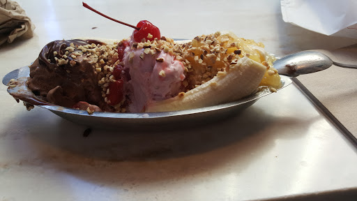 Chocolate Shop «Ghirardelli Chocolate», reviews and photos, 2 New Montgomery St, San Francisco, CA 94105, USA