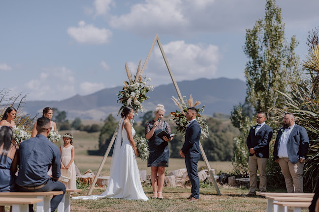 Reviews of Say I Do with Kate in Te Awamutu - Event Planner