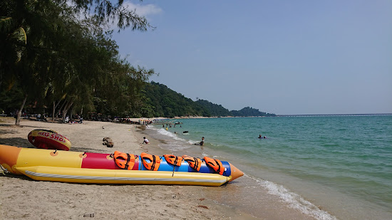 Teluk Batik Beach