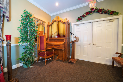 Funeral Home «Thomas B Dobies Funeral Homes», reviews and photos, 6616 Congress St, New Port Richey, FL 34653, USA