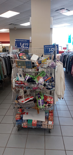 Thrift Store «Goodwill Manchester Store & Donation Station», reviews and photos, 232 Tolland Turnpike, Manchester, CT 06042, USA