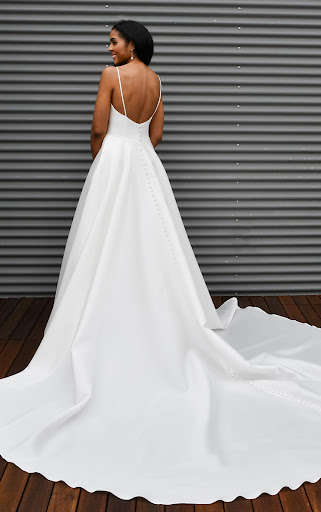 Bridal Shop «Bustle Bridal Gowns & Accessories», reviews and photos, 7215 Highland Rd, Baton Rouge, LA 70808, USA