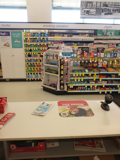 Drug Store «Walgreens», reviews and photos, 5963 Spout Springs Rd, Flowery Branch, GA 30542, USA