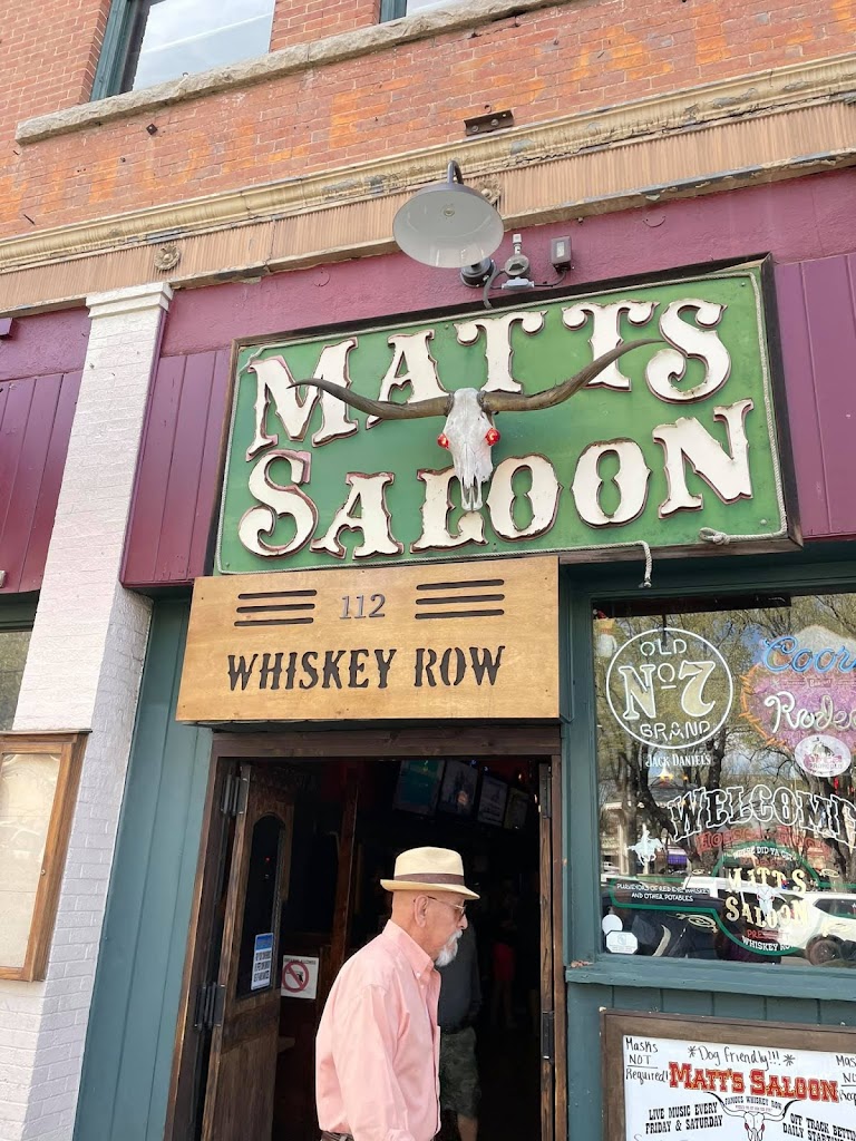 Matt's Saloon 86303