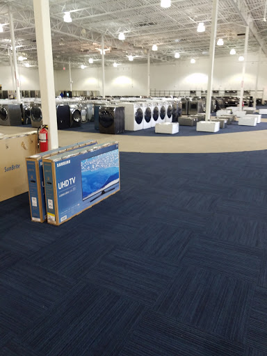 Electronics Store «Best Buy Outlet Store», reviews and photos, 6218 Wood Glen Dr, San Antonio, TX 78244, USA