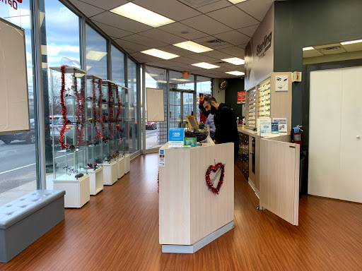 Optician «Sterling Optical», reviews and photos, 601 Sunrise Hwy, Lynbrook, NY 11563, USA