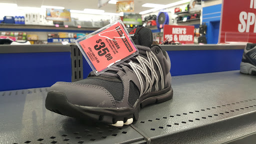 Sporting Goods Store «BIG 5 SPORTING GOODS», reviews and photos, 2421 W Rosecrans Ave, Gardena, CA 90249, USA