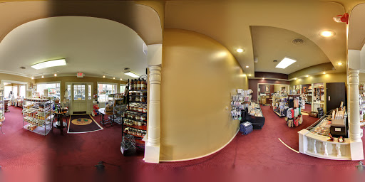 Wine Store «Grapevine Cottage», reviews and photos, 61 S Main St, Zionsville, IN 46077, USA