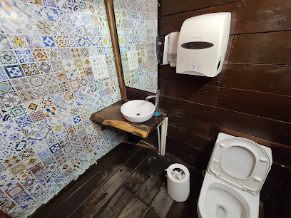 Poquito Toilet