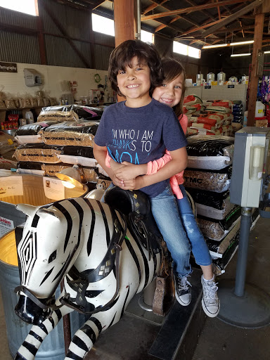 Animal Feed Store «Old Mcgowans Feed», reviews and photos, 398 W Lathrop Rd, Manteca, CA 95336, USA