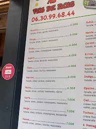 Photo n°4 de Le Camion Pizza Au Feu De Bois à Lacanau ()