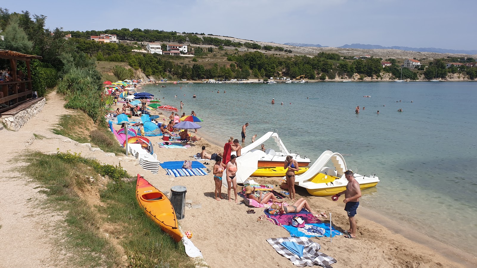 Φωτογραφία του Vlasici beach με επίπεδο καθαριότητας πολύ καθαρό