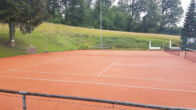 Rezensionen über yellow tennis club bachenbülach in Bülach - Sportstätte