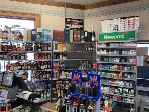 Liquor Store «Vault Liquor & Smokes», reviews and photos, 1270 Bardstown Rd, Louisville, KY 40204, USA