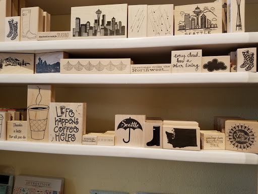 Computer Store «Apple University Village», reviews and photos, 2656 NE University Village St, Seattle, WA 98105, USA