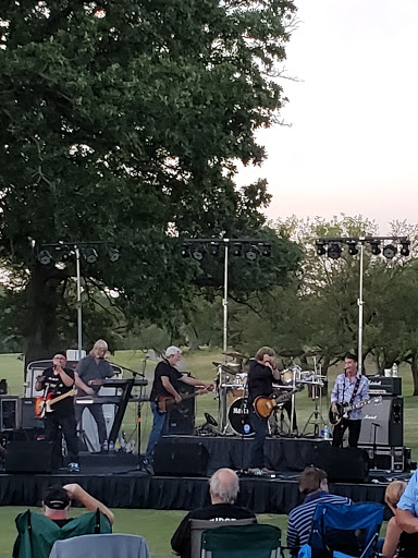 Golf Course «Lincoln Oaks Golf Course», reviews and photos, 395 E Richton Rd, Crete, IL 60417, USA