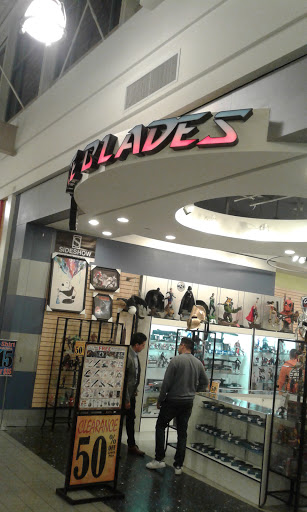 Pure Blades - Knives & Collectibles