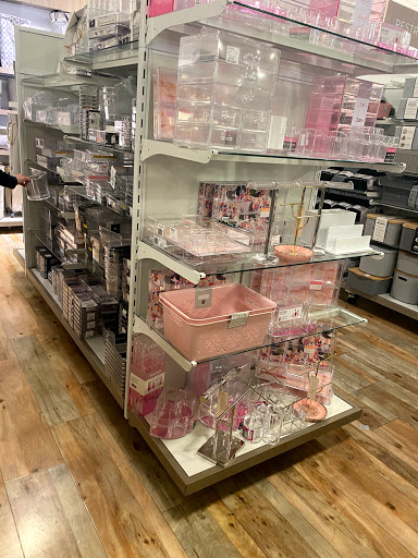 Department Store «HomeGoods», reviews and photos, 2731 N Elston Ave, Chicago, IL 60647, USA