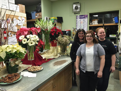 Florist «Fortin Gage Flowers & Gifts», reviews and photos, 86 W Pearl St, Nashua, NH 03060, USA