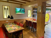 Atmosphère du Pizzeria La taverne de la Comté à Argelès-sur-Mer - n°10