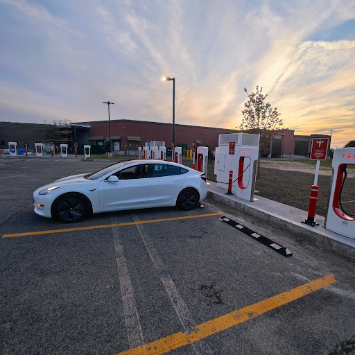 Shopping Mall «The Hanover Mall», reviews and photos, 1775 Washington St, Hanover, MA 02339, USA