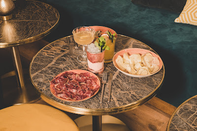 Le Saint Julien Cocktails Bar à Angers