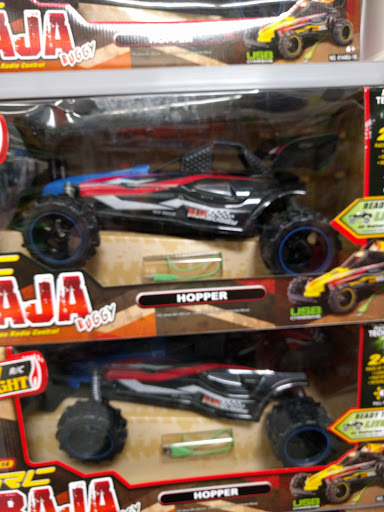 Department Store «Walmart Supercenter», reviews and photos, 300 Iowa Speedway Dr, Newton, IA 50208, USA