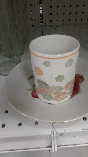 Thrift Store «Sunshine Thrift Store», reviews and photos, 4304 S Dale Mabry Hwy, Tampa, FL 33611, USA