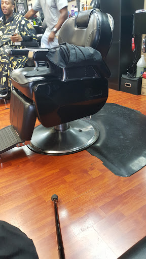 Barber Shop «Creations Salon & Barbershop», reviews and photos, 17779 Main St, Irvine, CA 92614, USA