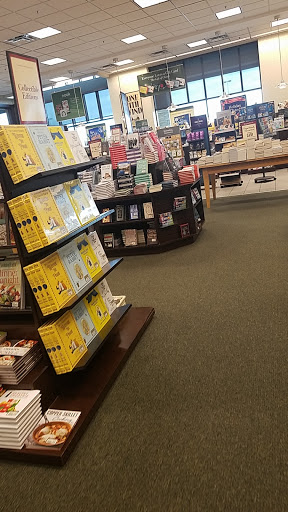 Book Store «Barnes & Noble», reviews and photos, 3120 Fairlane Dr, Allen Park, MI 48101, USA