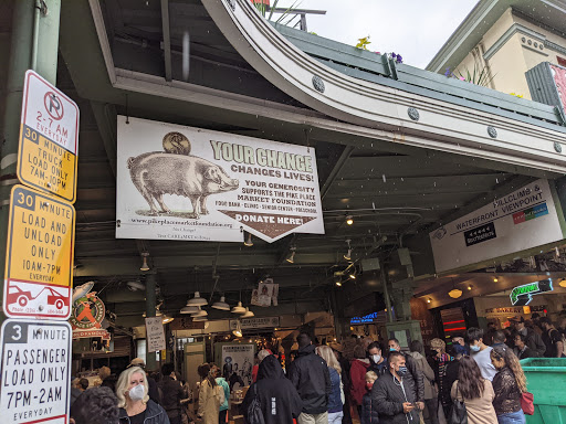 Tourist Attraction «Rachel the Piggy Bank», reviews and photos, Pike St, Seattle, WA 98101, USA