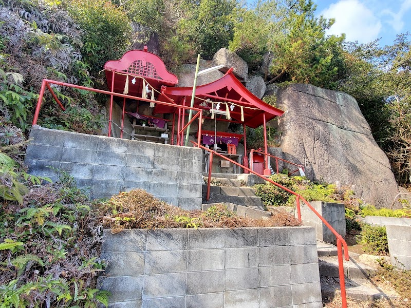 臥龍稲荷神社