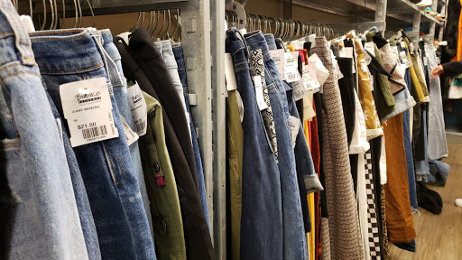 Used Clothing Store «Buffalo Exchange Seattle - Ballard», reviews and photos, 2232 NW Market St, Seattle, WA 98107, USA