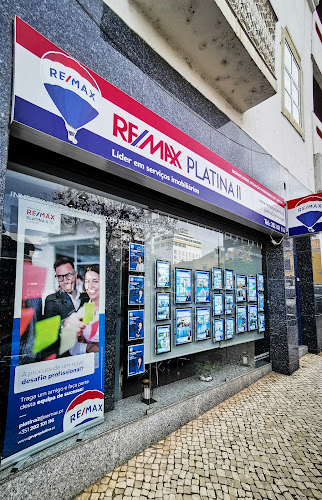 Remax Platina II