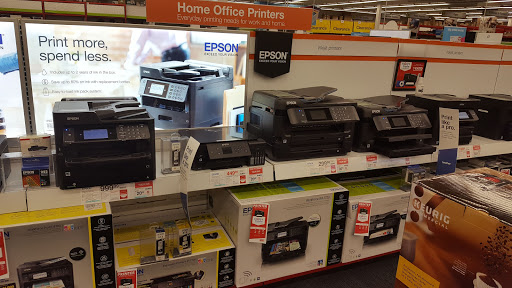 Office Supply Store «Staples», reviews and photos, 6731 Frontier Dr, Springfield, VA 22150, USA