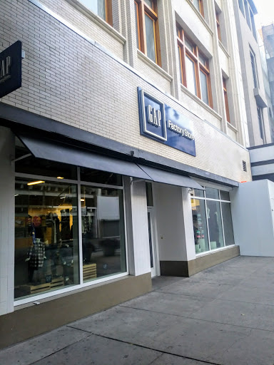 Clothing Store «Gap Factory Store», reviews and photos, 741 S Broadway, Los Angeles, CA 90014, USA
