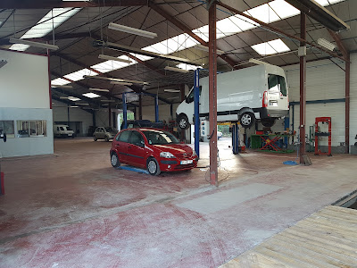 GARAGE LE MEN'TECH à Châteaubriant